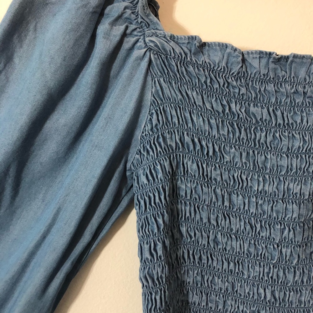 francesca’s blue ruched blouse - Picture 2 of 3